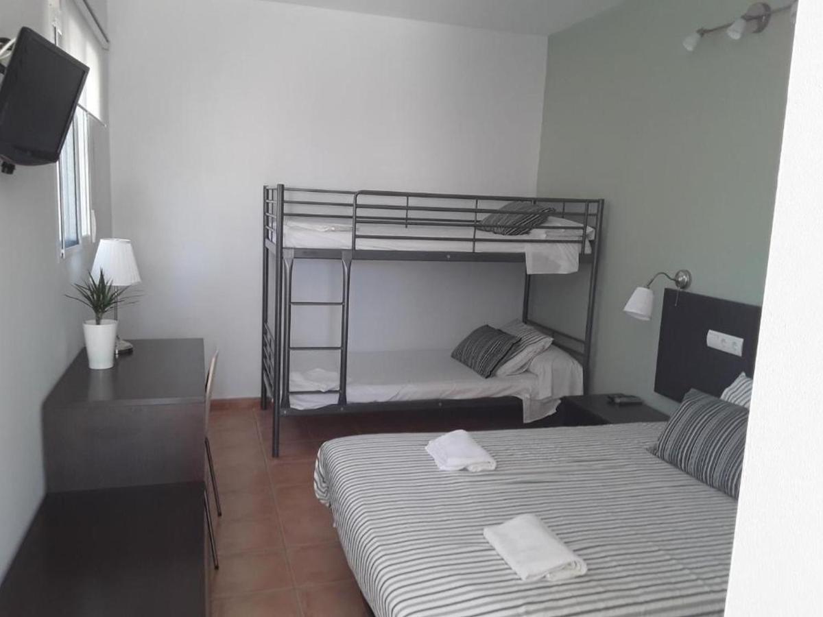 Hostal Ayamonte Los Mellizos Bagian luar foto