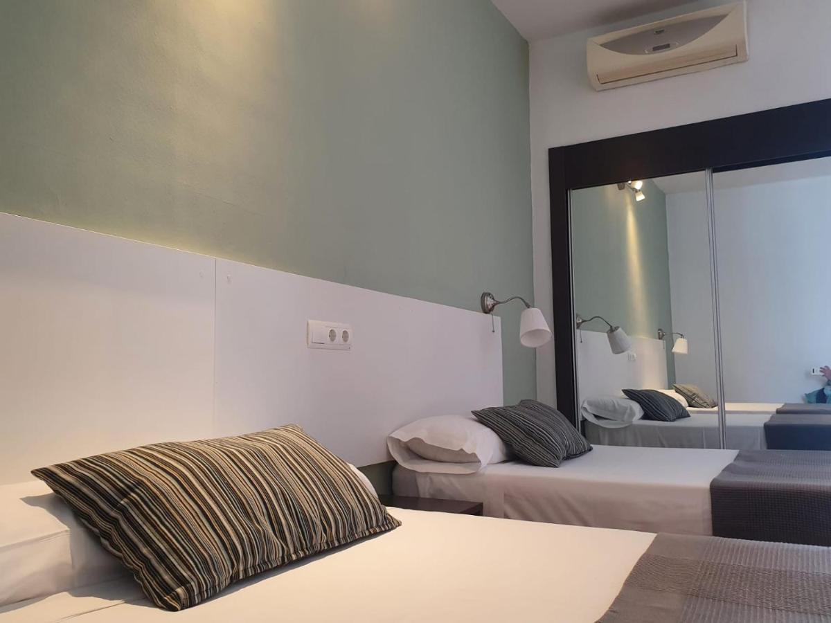 Hostal Ayamonte Los Mellizos Bagian luar foto