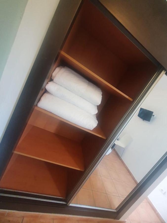 Hostal Ayamonte Los Mellizos Bagian luar foto