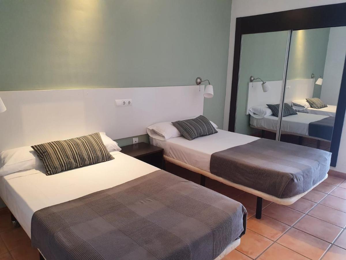 Hostal Ayamonte Los Mellizos Bagian luar foto